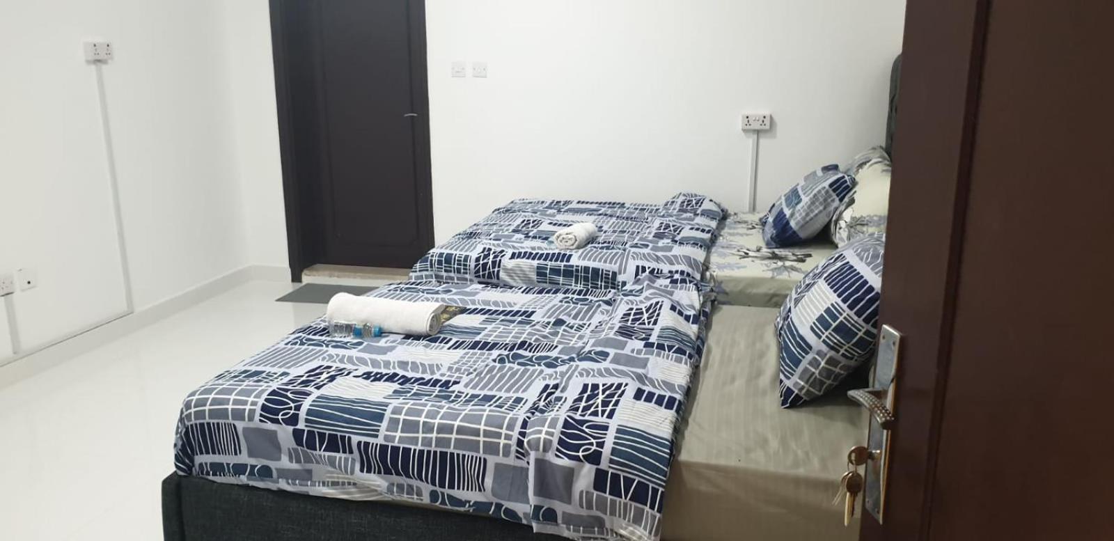International Abu-Dhabi Hostel Villa Абу-Даби Экстерьер фото